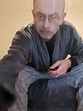 Snapshot of BesterJunge45 chatting on February 2025 03:56:02 AM BesterJunge45 online show from February 2025 03:56:02 AM