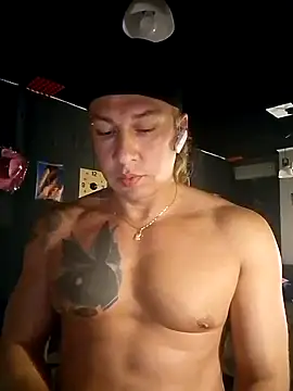 Snapshot of Lovely_milk chatting on March 2025 06:12:02 PM Lovely milk online show from March 2025 06:12:02 PM