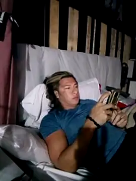 Lovely milk online show from November 2025 09:37:01 PM