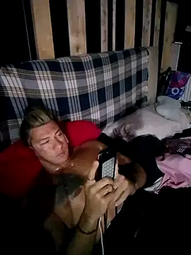 Lovely milk online show from October 2025 09:36:02 PM