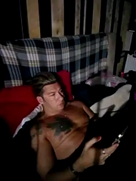 Lovely milk online show from November 2025 09:30:01 PM