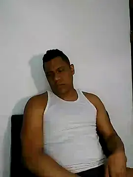 latinblack01 online show from December 2024 06:44:01 PM