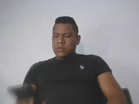 latinblack01 online show from October 2025 02:07:01 PM