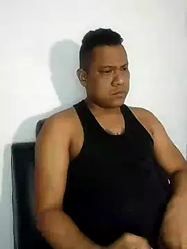 latinblack01 online show from December 2024 03:06:01 PM