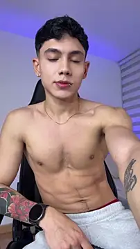 Snapshot of Stevenn_77 chatting on June 2026 12:30:01 AM Stevenn 77 online show from June 2026 12:30:01 AM