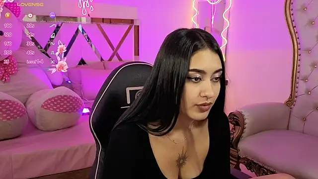 Snapshot of Moonshine_tay chatting on September 2025 07:54:02 PM Moonshine tay online show from September 2025 07:54:02 PM
