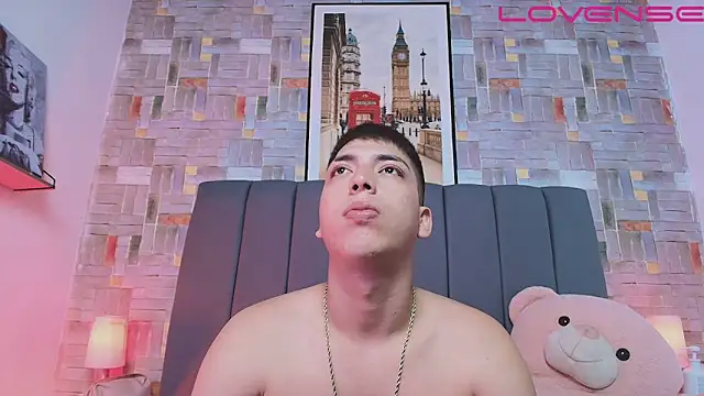 aaron antonella mds online show from March 2026 08:32:01 PM