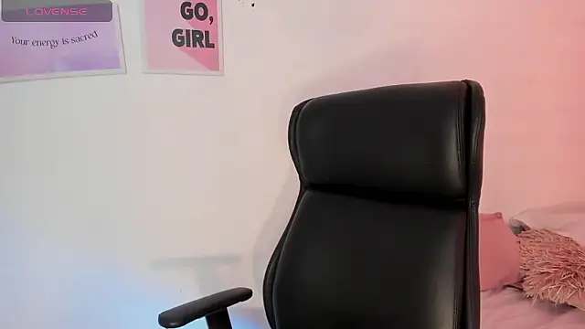 LanaJones  online show from January 2026 12:23:02 PM