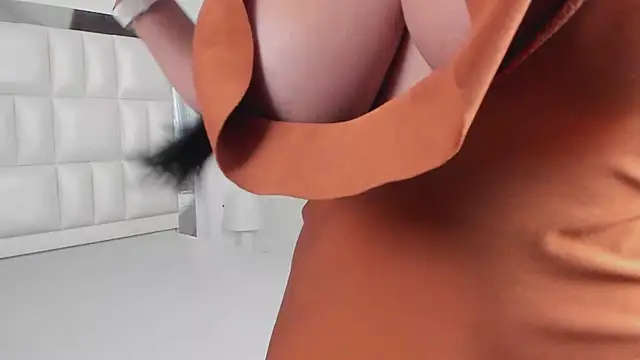 Snapshot of Alhana_pulido chatting on March 2025 09:48:02 PM Alhana pulido online show from March 2025 09:48:02 PM