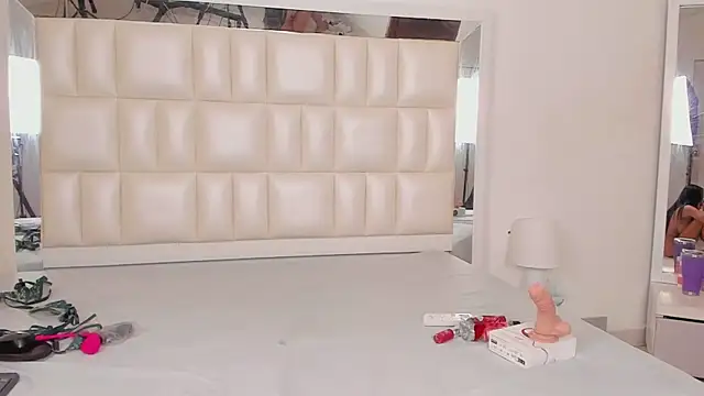 Snapshot of Alhana_pulido chatting on March 2025 10:36:02 PM Alhana pulido online show from March 2025 10:36:02 PM