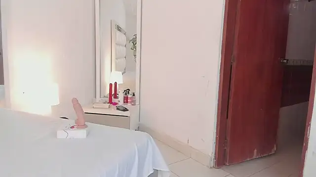 Snapshot of Alhana_pulido chatting on February 2025 07:55:01 PM Alhana pulido online show from February 2025 07:55:01 PM