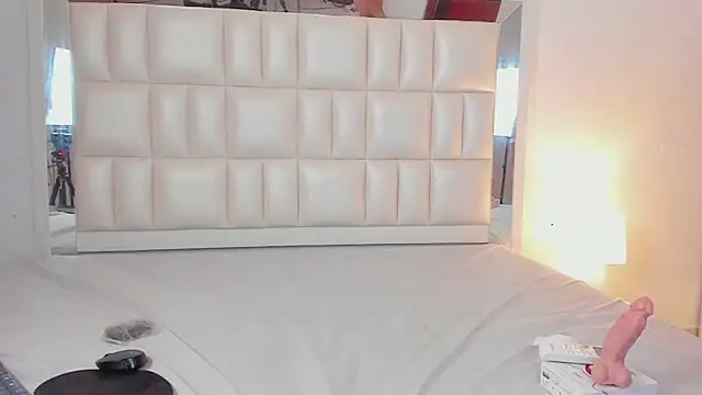 Snapshot of Alhana_pulido chatting on February 2025 05:39:02 PM Alhana pulido online show from February 2025 05:39:02 PM