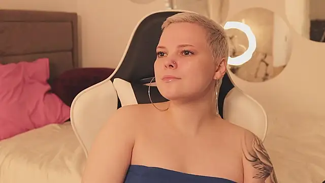 LikaBerry1 online show from March 2026 02:42:02 PM