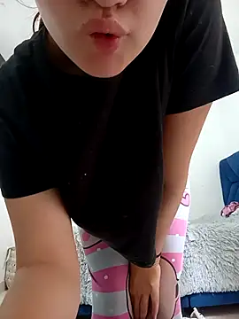 angel natural online show from October 2025 04:41:02 PM