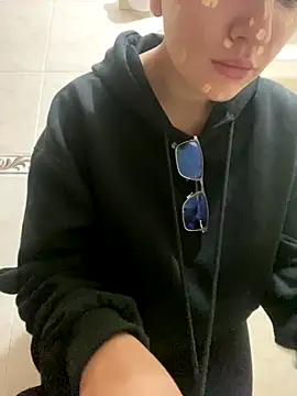 angel natural online show from October 2025 05:01:02 PM