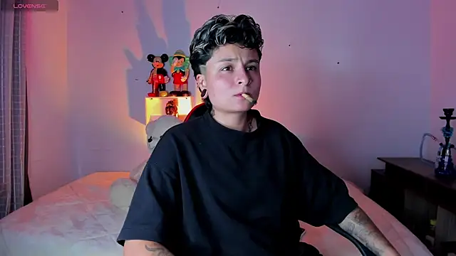 Snapshot of ZuryRamirez_ chatting on May 2026 08:39:01 PM ZuryRamirez online show from May 2026 08:39:01 PM