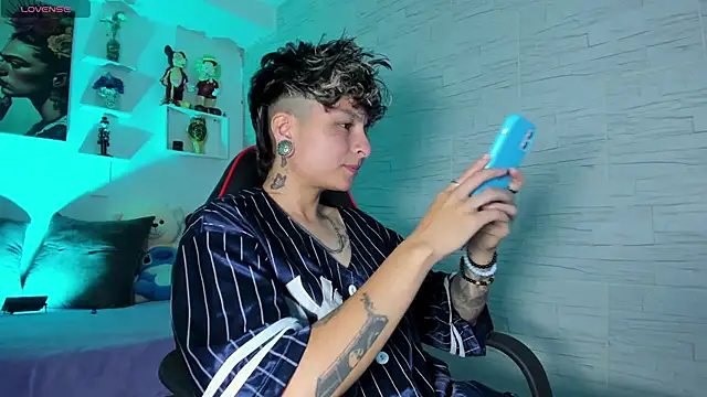 ZuryRamirez  online show from November 2025 08:58:02 PM