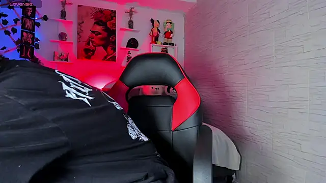 ZuryRamirez  online show from November 2025 08:25:02 PM