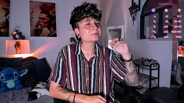 ZuryRamirez  online show from December 2025 09:14:02 PM