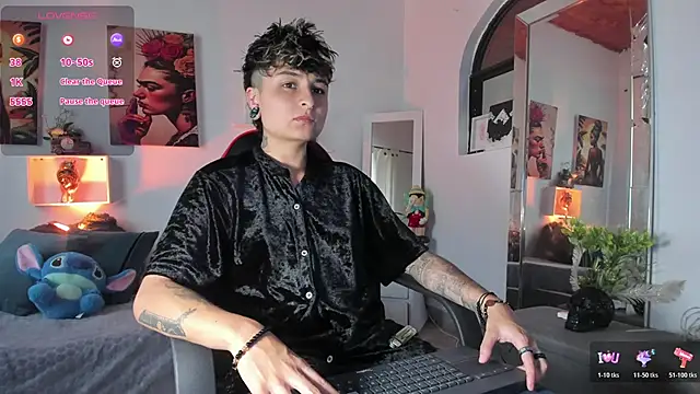 ZuryRamirez  online show from November 2025 08:42:01 PM