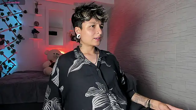 ZuryRamirez  online show from October 2025 08:21:02 PM