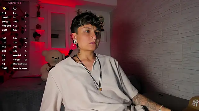 ZuryRamirez  online show from September 2025 11:40:01 PM