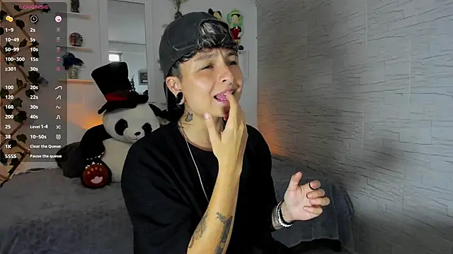 ZuryRamirez  online show from September 2025 08:14:02 PM