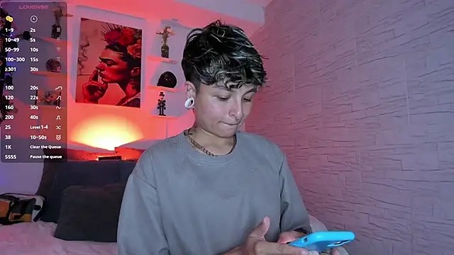 ZuryRamirez  online show from October 2025 08:19:01 PM