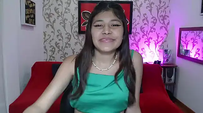 Snapshot of hanha_rossee chatting on February 2025 02:05:01 PM hanha rossee online show from February 2025 02:05:01 PM