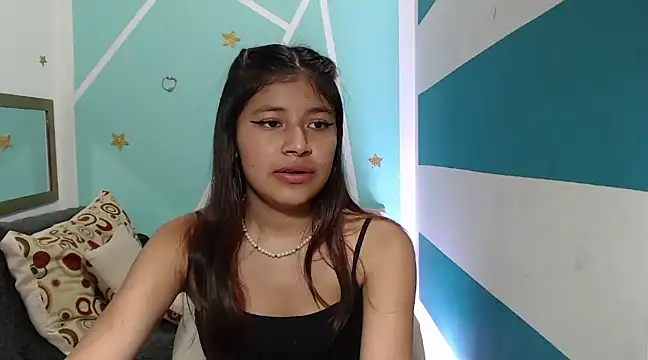 Snapshot of hanha_rossee chatting on February 2025 01:37:01 PM hanha rossee online show from February 2025 01:37:01 PM