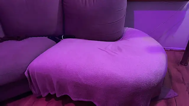 Snapshot of MiliExteraaa chatting on March 2025 03:18:02 AM MiliExteraaa online show from March 2025 03:18:02 AM