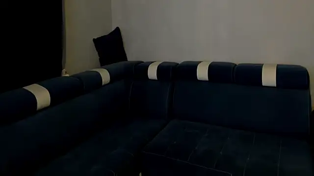 MiliExteraaa online show from February 2026 09:14:02 PM