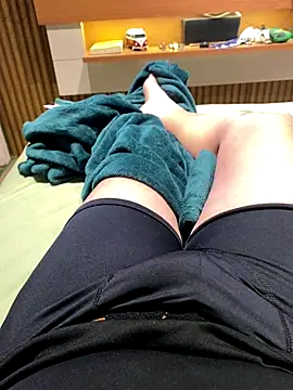 Snapshot of Hjsjsjsjjd chatting on November 2025 08:35:01 AM Hjsjsjsjjd online show from November 2025 08:35:01 AM