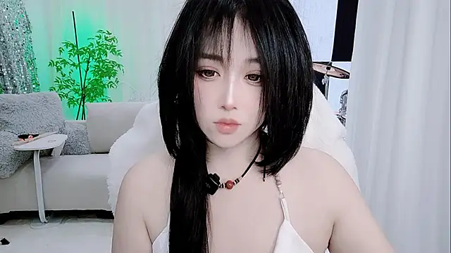 Vaness-a online show from December 2025 12:44:02 PM