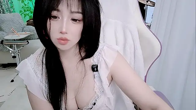 Vaness-a online show from November 2025 12:50:02 PM