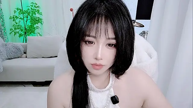 Vaness-a online show from November 2025 11:53:02 AM