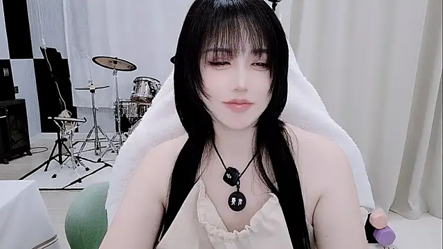 Vaness-a online show from May 2026 01:25:01 AM
