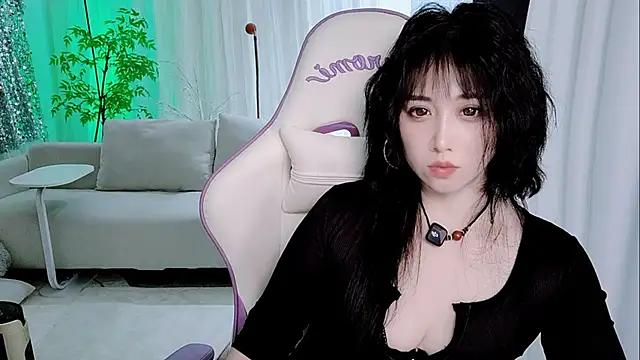 Vaness-a online show from November 2025 09:08:02 PM