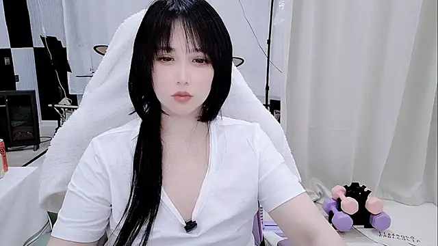 Vaness-a online show from May 2026 12:47:02 PM