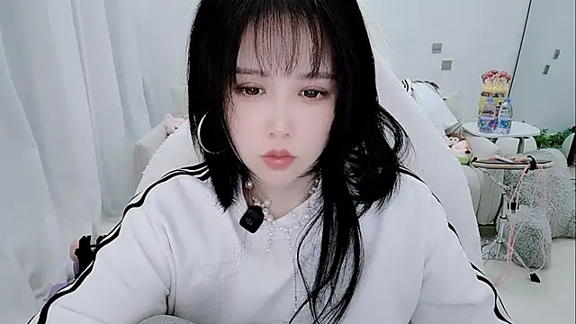 Vaness-a online show from April 2026 02:46:01 AM