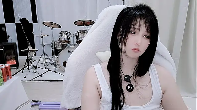 Vaness-a online show from April 2026 09:39:33 PM