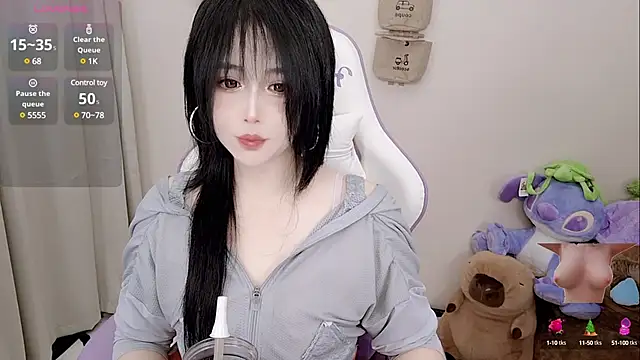Vaness-a online show from March 2025 04:02:01 PM