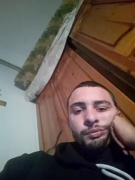 Snapshot of Hazembahloul chatting on January 2026 10:14:01 PM Hazembahloul online show from January 2026 10:14:01 PM