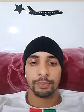 Snapshot of Hazembahloul chatting on November 2025 10:47:01 PM Hazembahloul online show from November 2025 10:47:01 PM