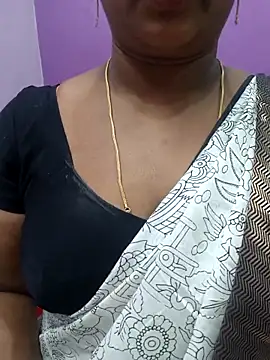 Snapshot of Vaishali90 chatting on March 2025 04:46:01 PM Vaishali90 online show from March 2025 04:46:01 PM