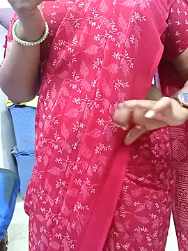 Snapshot of Vaishali90 chatting on January 2025 08:40:01 AM Vaishali90 online show from January 2025 08:40:01 AM