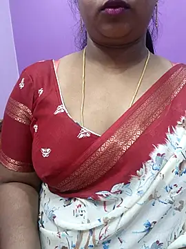 Snapshot of Vaishali90 chatting on February 2025 08:06:01 PM Vaishali90 online show from February 2025 08:06:01 PM