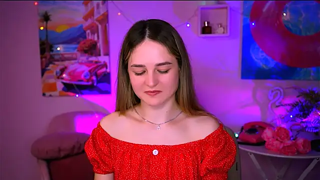 Snapshot of DeboraLarson chatting on February 2025 04:02:02 AM DeboraLarson online show from February 2025 04:02:02 AM