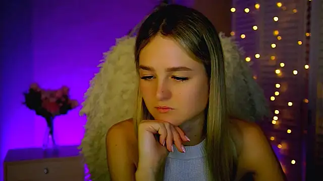 DeboraLarson online show from November 2025 03:29:03 AM