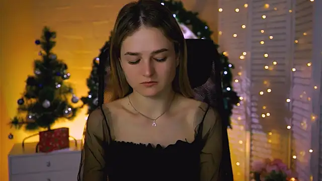 DeboraLarson online show from December 2025 03:17:02 AM